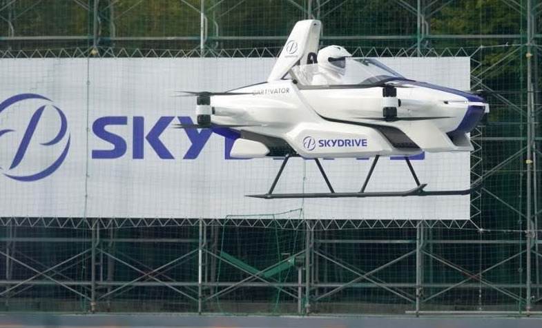 Perusahaan Mobilitas Udara SkyDrive Uji Coba Mobil Terbang Pertama dengan Awak